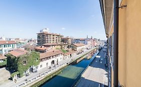 Lovely Apartment On The Navigli River By Easylife